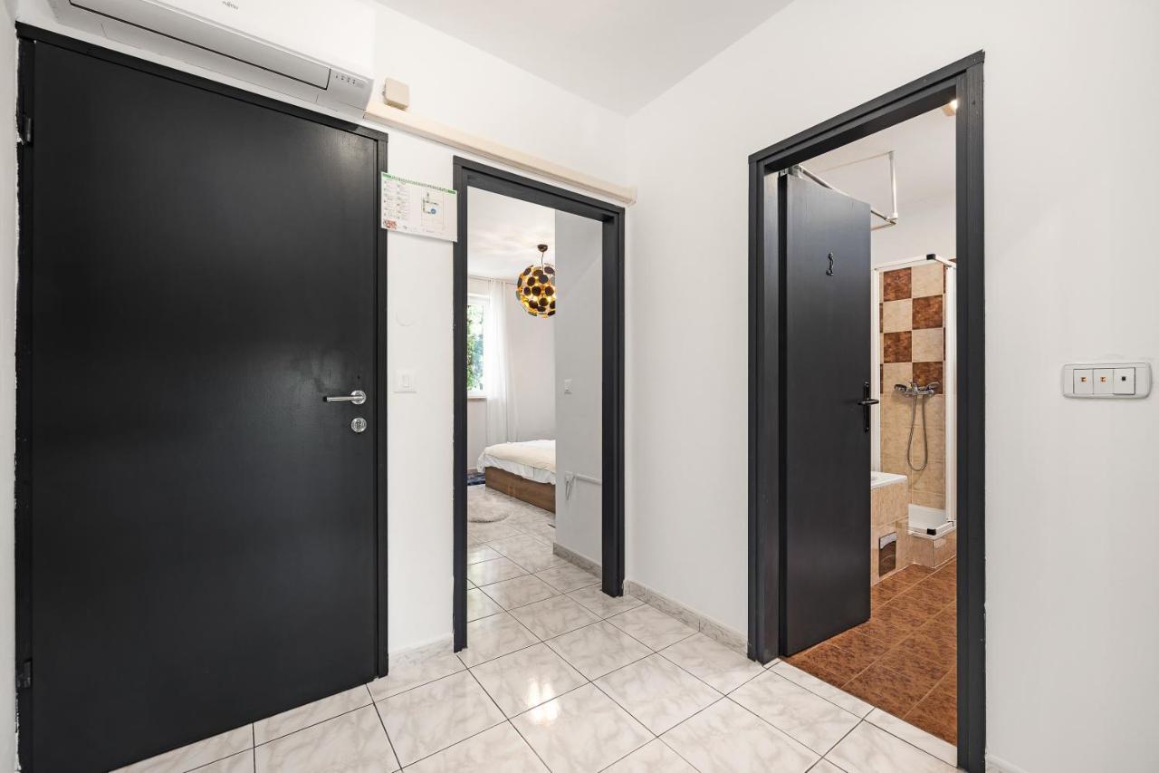 Romeo&Julia- Newly Refurbished Apartment Near Medulin Pomer Eksteriør billede